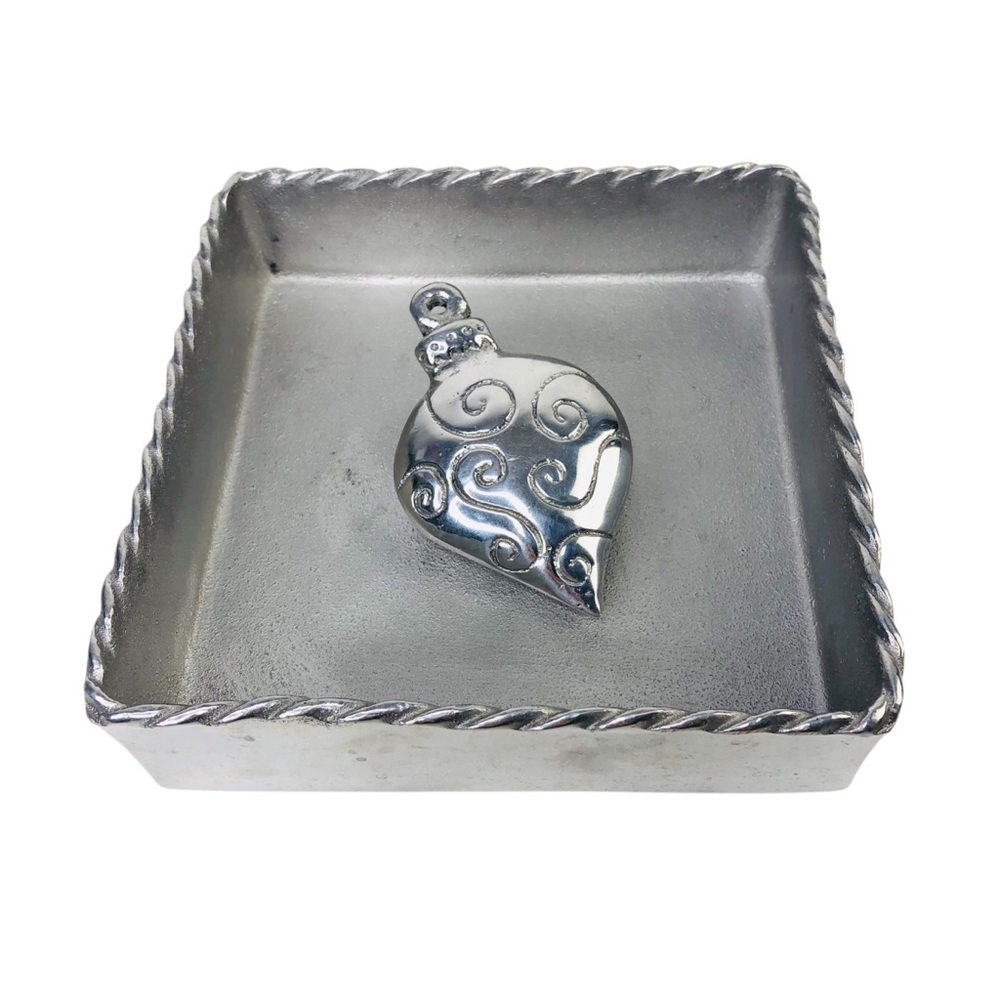 Mariposa Napkin Box Holder Set with Christmas Ornament Weight Figure Centerpiece